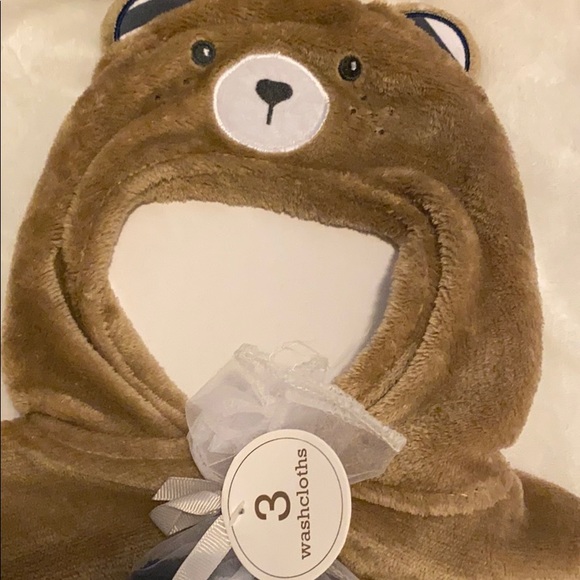 Baby Bathrobe With 3 Washcloths - Picture 2 of 3